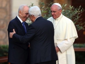 Francis, Abu Mazen and Peres