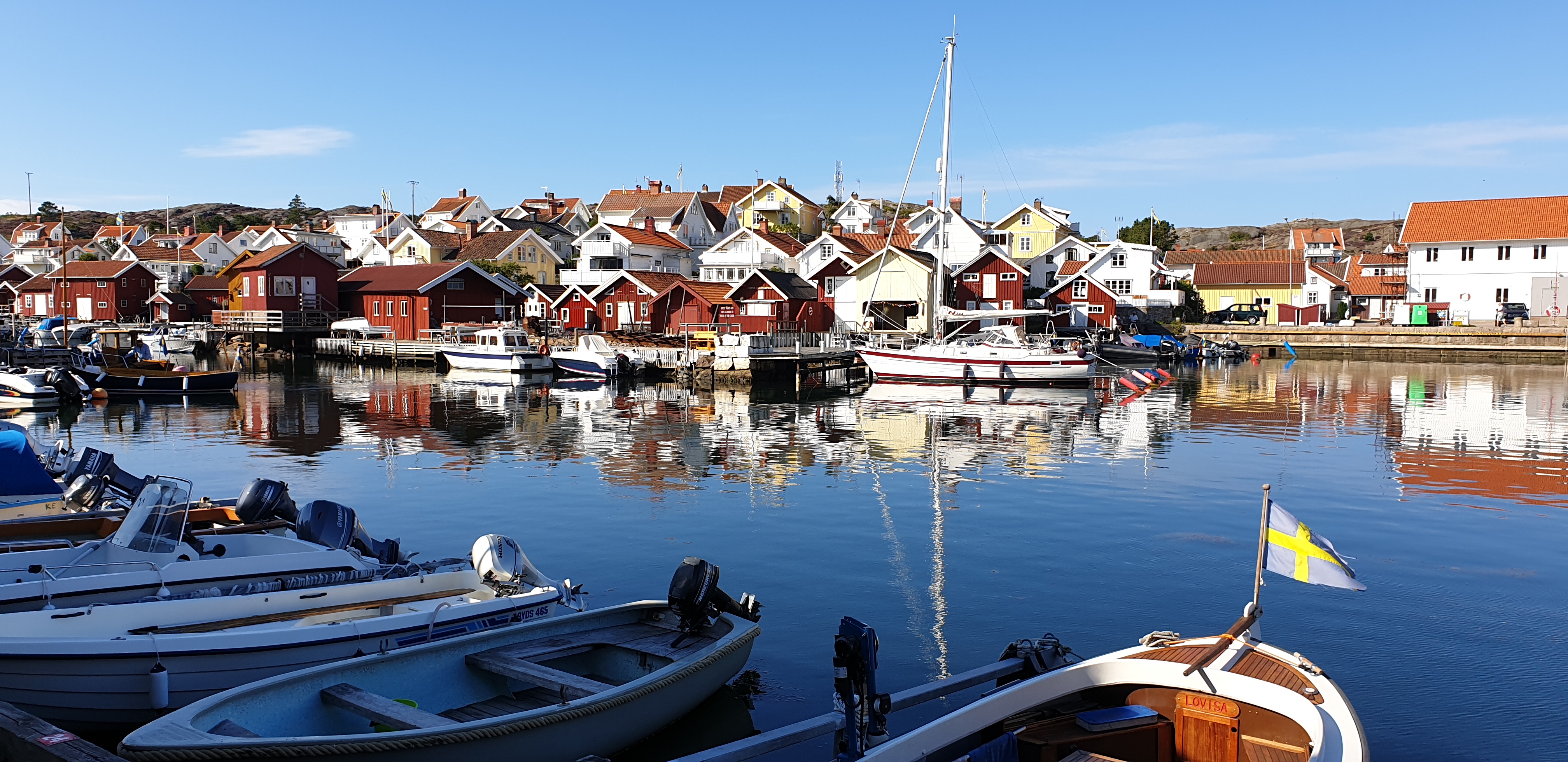 Grundsund. Foto: Björn Gustavsson. Grundsund. Foto: Björn Gustavsson.