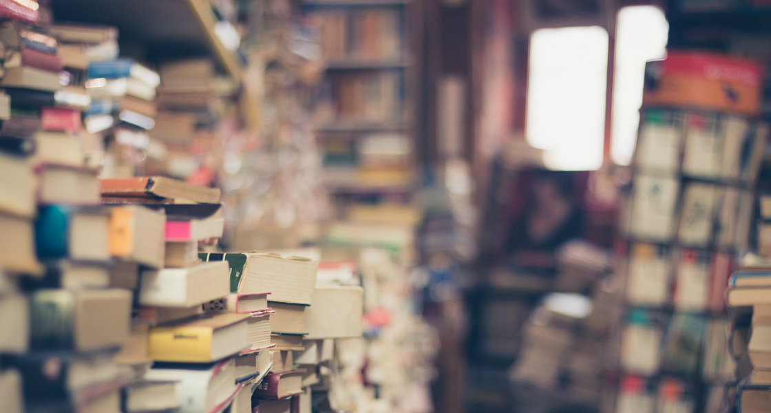 Bibliotek. Foto: Pixabay