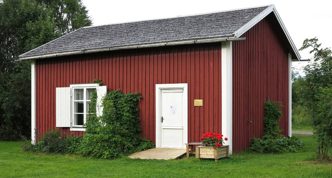 Bagarstugan i Björkelund där Eyvind Johnson föddes år 1900. Foto: Xauxa (Håkan Svensson)